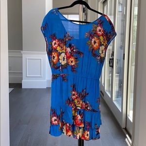 Striking summer dress